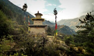 Manaslu-Tsum Valley Trekking